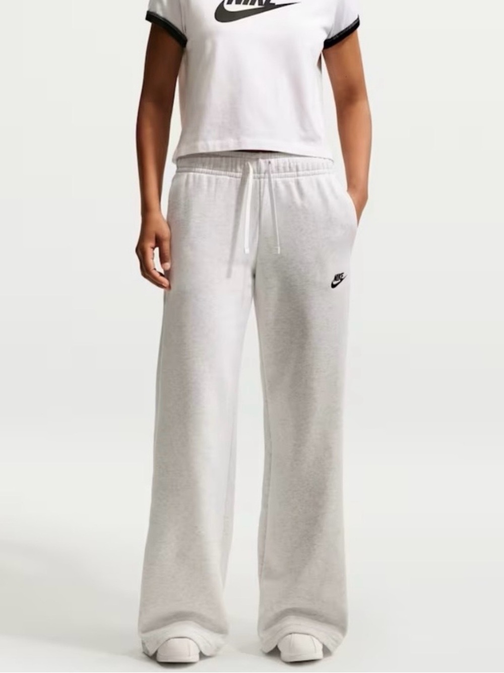 NWT Nike Sportswear Club Fleece Wide Leg Sweatpants